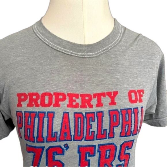 Vintage Philadelphia 76ers T-Shirt - S, Unisex - Picture 2 of 10
